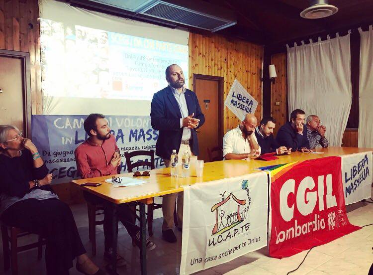 Proiezione del film “Io che lavoro per un algoritmo”, prodotto dalla CGIL di Como nella giornata conclusiva del campo di Formazione e Lavoro organizzato dalla CGIL LOMBARDIA alla LIBERA MASSERIA di CISLIANO.