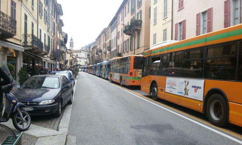 SUI BUS TORNERANNO I NASTRI SEPARATORI