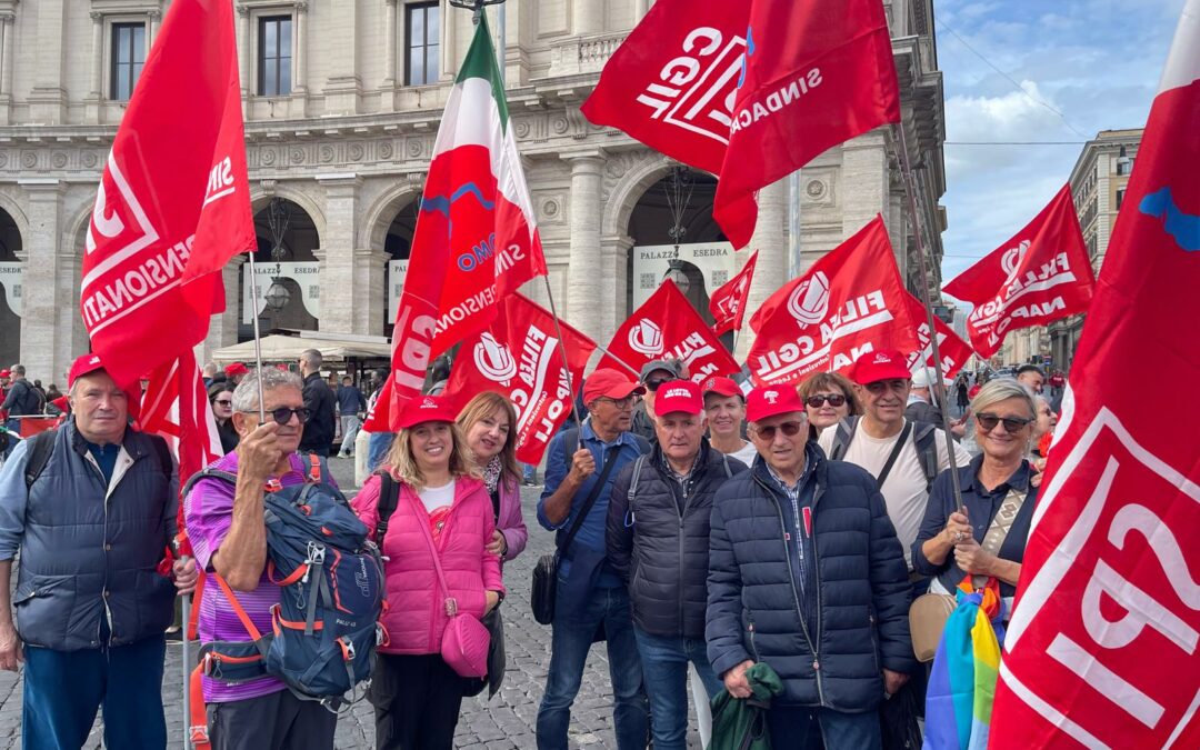 Presidio SPI CGIL il 20 novembre mattina a Como in piazza Vittoria